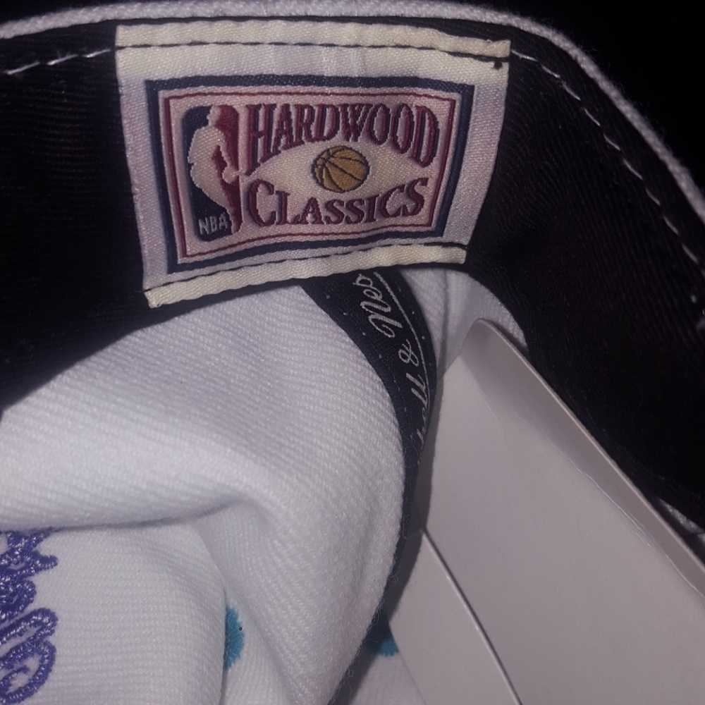 Mitchell & ness - Picture 6 of 6
